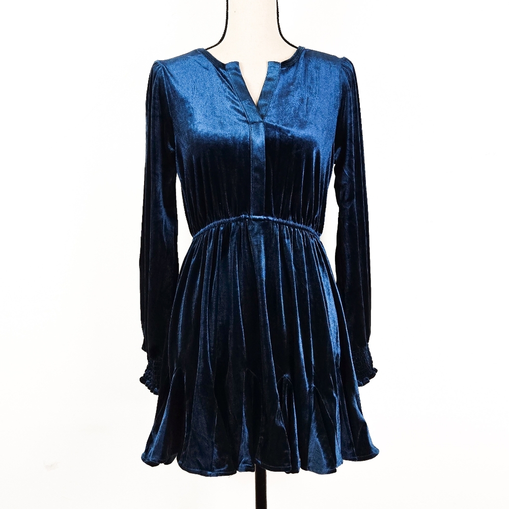 🦋LAST🦋 NWT Blu Pepper Dark Teal Velvet Long Sleeve Mini Dress, Size Medium